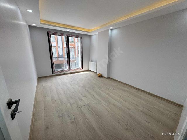 MEHMET AKİFTE SATILIK 2+1 SIFIR 80M KULLANIŞLI GÜNEYCEPHE DAİRE