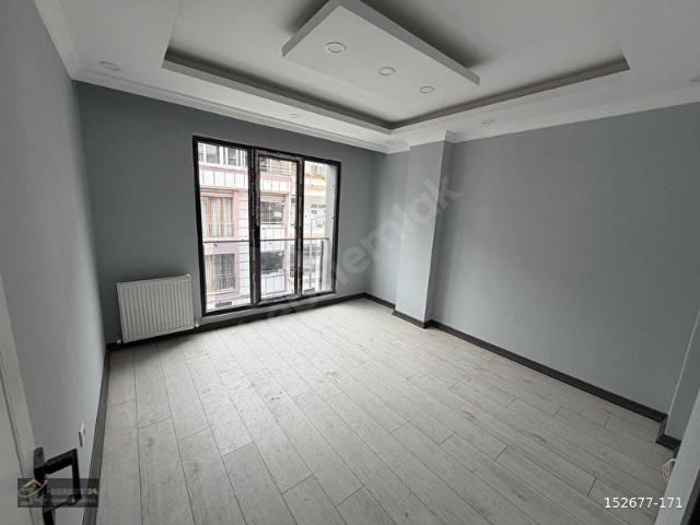 MEHMET AKİF'TE SIFIR 2+1 ARAKAT SATILIK DAİRE