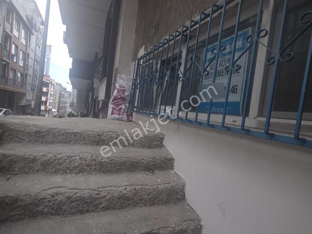 Mehmet Akif Mahallesi 6 Katlı Bina Bahce Katı 2+1 Satılık 12 His