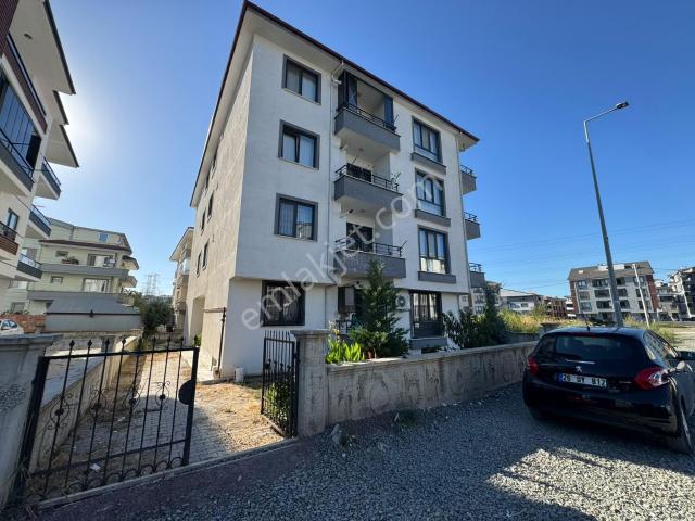 Mehmet Akif'de 3+1 Aile Yaşamına Uygun Kiralık Şık Daire