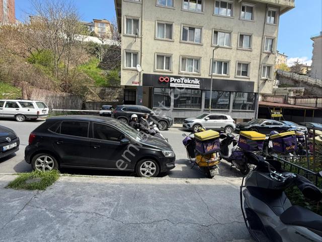 Mehmetçik Caddesinde Krediye Uygun 3+1 Kombili Daıre