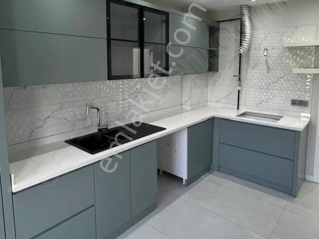 Mehmetçik De Arakat 3+1 170m2 Kapalı Otoparklı Asansörlü Daire