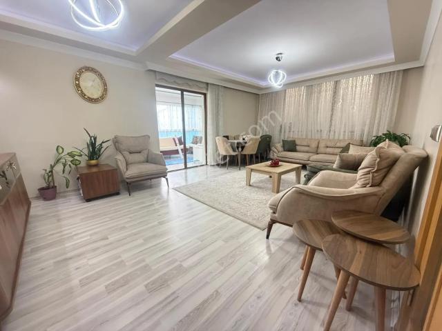 Mehmet Zengin'den Okullar Bölgesinde Lüx Sitede 3+1 Teras Balkon