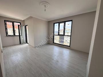 Mehmetakifte Seyhan Caddesi Üzerinde Sıfır Satılık 3+1 Daireler