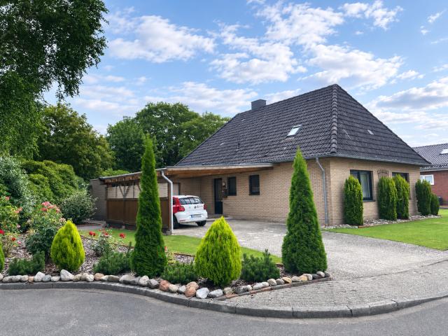 Mehr als ein Altersruhesitz: gepflegter Bungalow in der Kreisstadt Westerstede!
