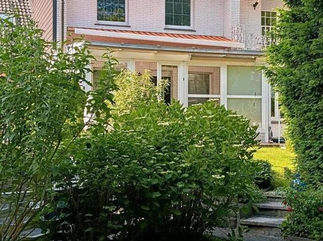Mehr Generationhaus, sep.Elternhaus 90qm oder Miete 1200EUR