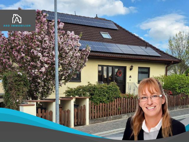 Mehr Haus fürs Geld: Einliegerwohnung, Ausbaureserve und sonniger Garten * Keine Käuferprovision