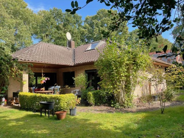 Mehr Platz als gedacht – Bungalow mit ausgebautem Dachboden in Ofenerdiek