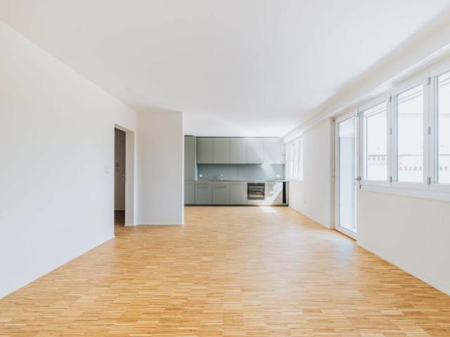 Mehr Raum für das Wesentliche: Hochwertige 2.5 Zimmer Wohnung im Zentrum mit 70m2