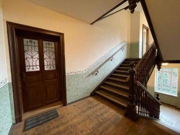 Georgplatz, Leipzig - Balkon, Aufzug
