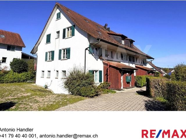 Mehr Raum fürs Leben  attraktive 4.5 Zimmer Gartenwohnung und Büro /Hobbyraum in Hochfelden