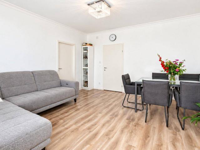 Mehr Raum fürs Leben – generalsanierte 4 Zimmer Wohnung mit über 100 m² | ZELLMANN IMMOBILIEN