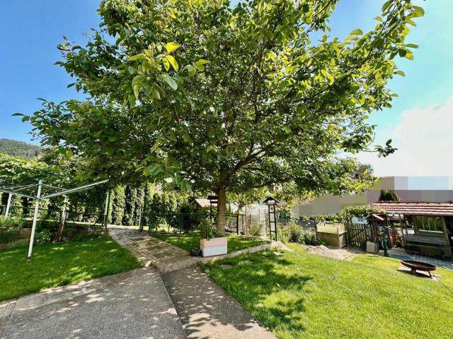Mehrgenerationenhaus freistehend – Privat, ohne Provision