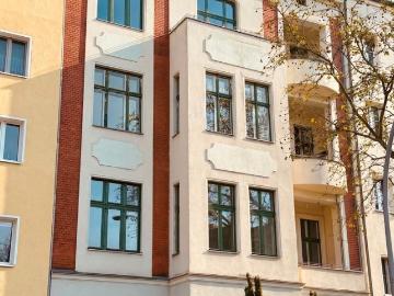 Mehrgenerationenhaus in Berlin Steglitz 4 Etagenwohnungen + DG