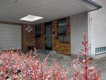 Mehrgenerationenhaus in Bestlage von Haßlinghausen, 3 Einheiten, viel Platz und großer Garten
