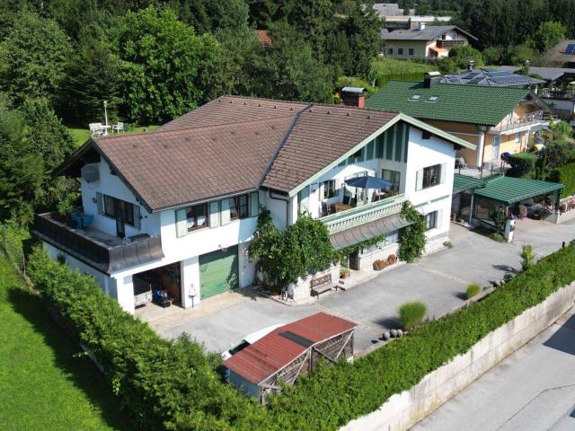 Mehrgenerationenhaus mit Einliegerwohnung