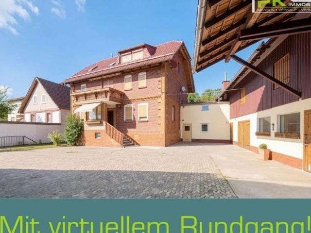 Mehrgenerationenhaus mit Handwerkerpotenzial inkl. Garagen, Carport, Scheune und Garten