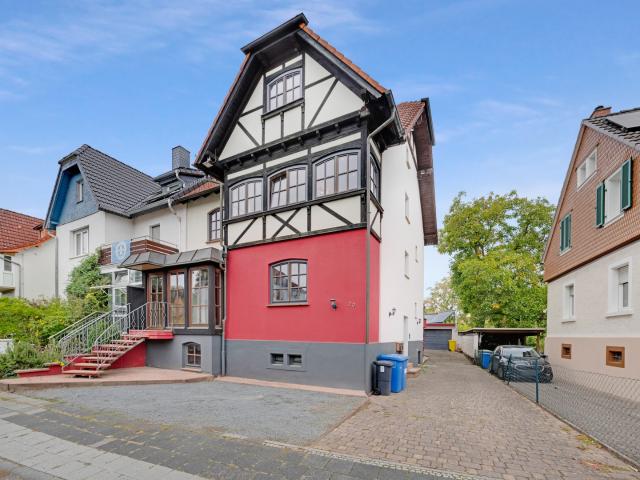 Mehrgenerationenhaus mit über 350m² Gesamtfläche & moderner Technik in Mühltal