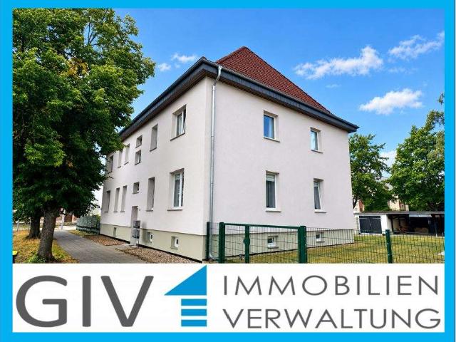 Mehrfamilienhaus mit 4 Wohneinheiten und eigenem Pool