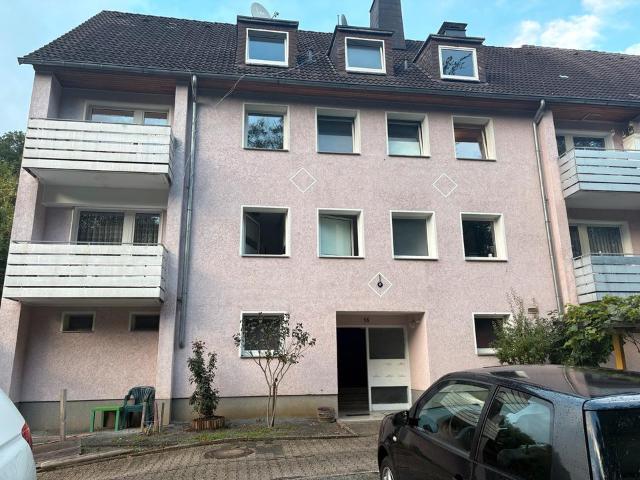 Mehrfamilienhaus mit 5 Parteien und großem Gründstück