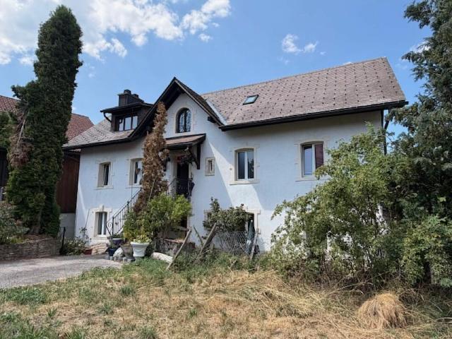 Mehrfamilienhaus mit 5 Wohnungen