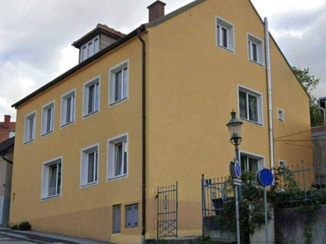 Mehrfamilienhaus mit 5 Wohnungen in guter Lage zu verkaufen!