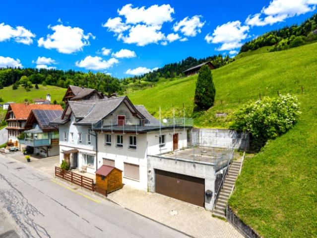 Mehrfamilienhaus mit 3 Wohnungen