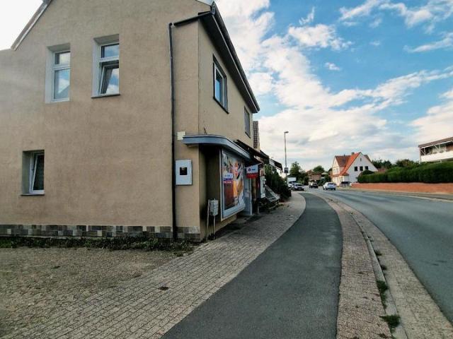 Mehrfamilienhaus mit 3 Wohnungen u.Gewerbeeinheit in 26919 Brak