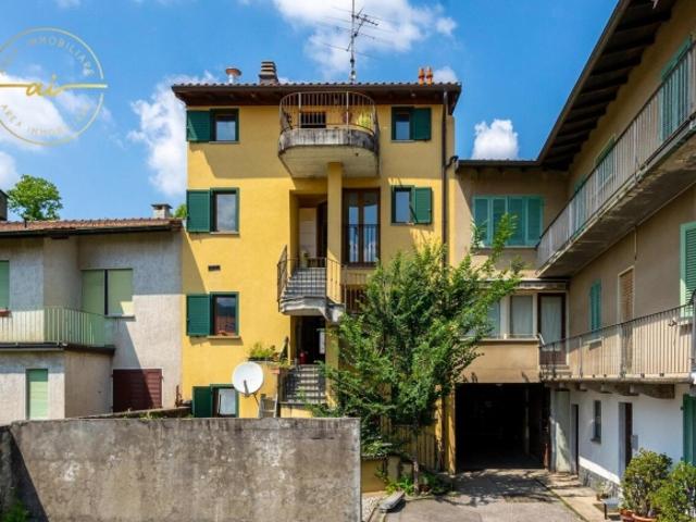 MEHRFAMILIENHAUS MIT 3 WOHNUNGEN ZUM VERKAUF