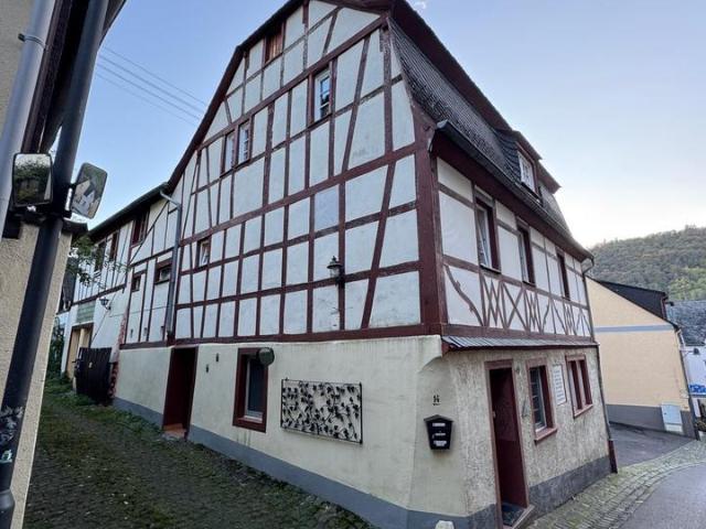 Mehrfamilienhaus mit 3 Wohnungen in Enkirch