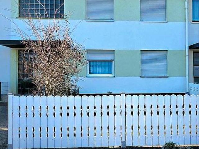 Mehrfamilienhaus mit 3 Wohneinheiten + Einliegerwohnung