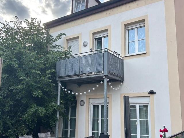 Mehrfamilienhaus mit 3 Wohneinheiten, Fußbodenheizung