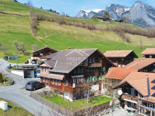 Mehrfamilienhaus mit drei Wohnungen vermietet und vielseitig nutzbar