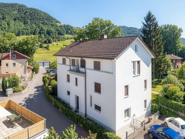 Mehrfamilienhaus mit drei Wohneinheiten im Familienfreundlichem Quartier