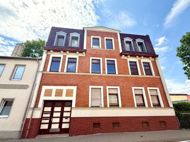 Mehrfamilienhaus mit Entwicklungspotenzial – überwiegend leerstehend und vielseitig nutzbar