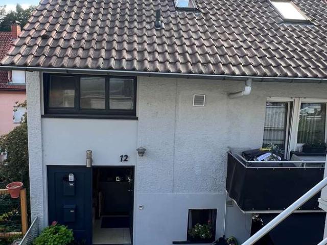 Mehrfamilienhaus mit Gewerbe in Ispringen: Fertiger Wohnraum & Top Renditepotenzial 235m²