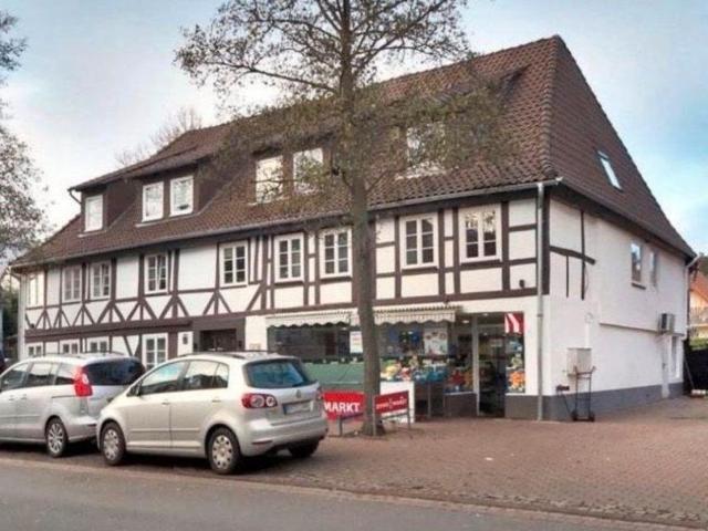 Mehrfamilienhaus mit Gewerbefläche Vollvermietet
