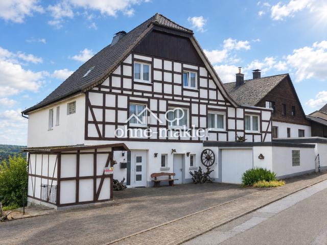 Mehrfamilienhaus mit Südlage und traumhaftem Ausblick