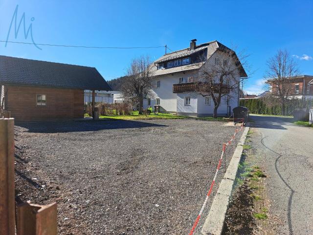 Mehrfamilienhaus Mitarbeiterhaus mit Garten direkt in Hermagor Stadt