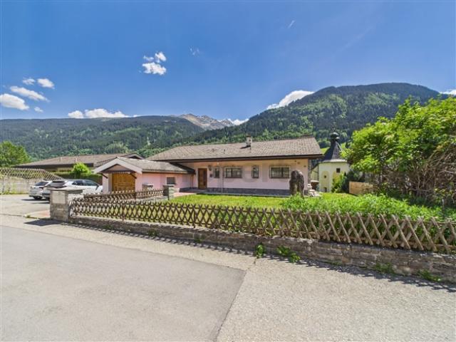 Mehrfamilienhaus an familienfreundlicher Lage