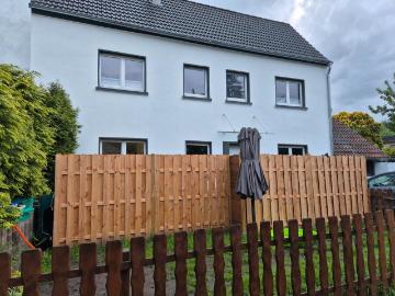 Mehrfamilienhaus +Einfamilienhaus