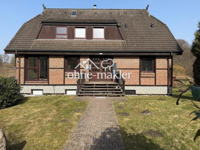 Mehrfamilienhaus/ Generationenhaus mit großem Grundstück