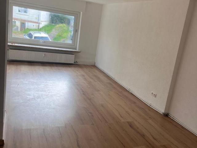 Mehrfamilienhaus in Manderbach – 3 Wohnungen, voll vermietet