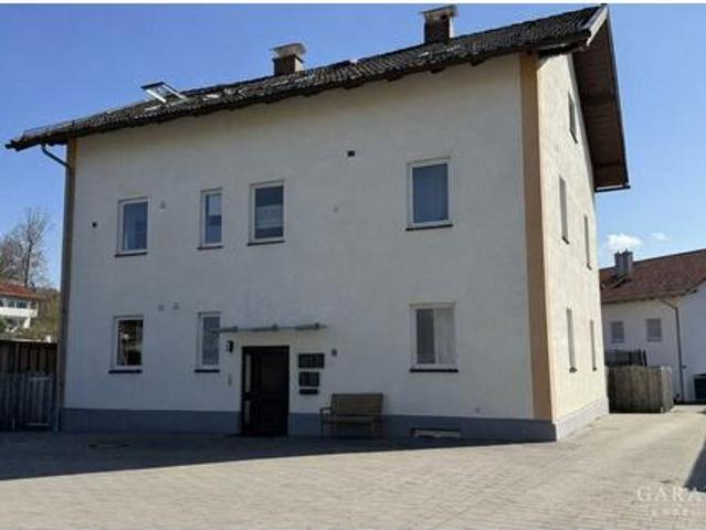 Mehrfamilienhaus in Miesbach mit fünf Einheiten Eigennutzung und Mieteinnahmen kombinierbar