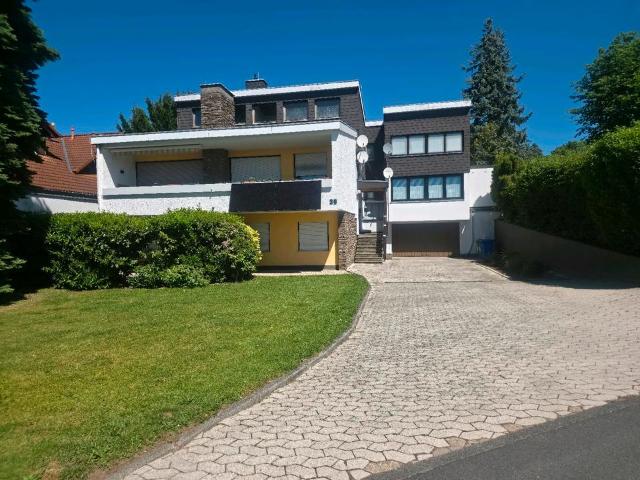 Mehrfamilienhaus in Oberbieber, Wingertsbergstraße