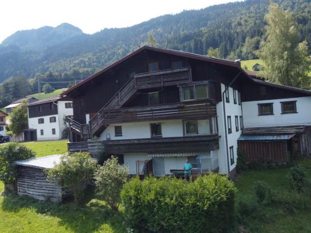 Mehrfamilienhaus in Bad Hindelang, schöne, ruhige Lage