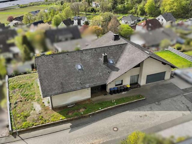Mehrfamilienhaus in bester Lage Herborn OT mit Weitblick