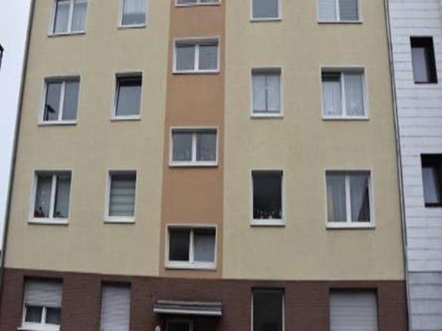 Mehrfamilienhaus in Duisburg Wanheimerort