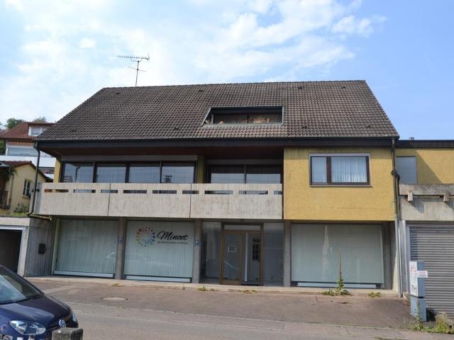 Mehrfamilienhaus in Remshalden Geradstetten Wohnen und Gewerbe