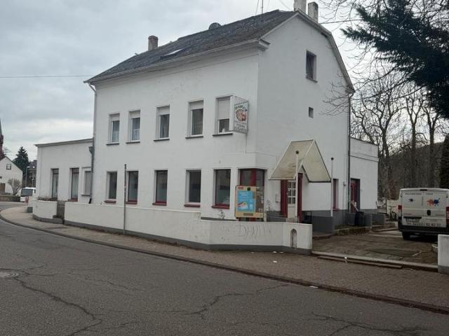 Mehrfamilienhaus in Rheinbrohl zu verkaufen